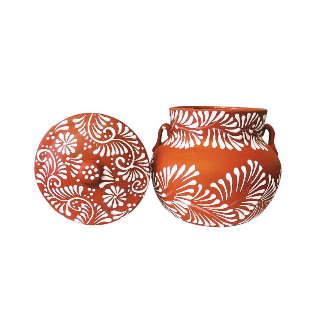 Mexican Clay Bean Pot with Lid 4 Liters – Olla de Barro Floral Engobe Design