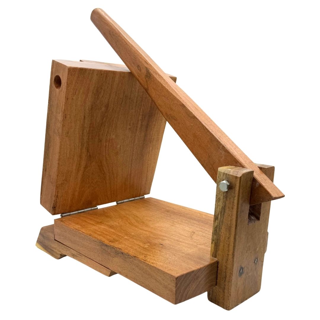 Tortilla Press - Tortilladora de Madera Barnizada / Mezquite - 7 3/16" x 8 1/4" - MexGrocer.com