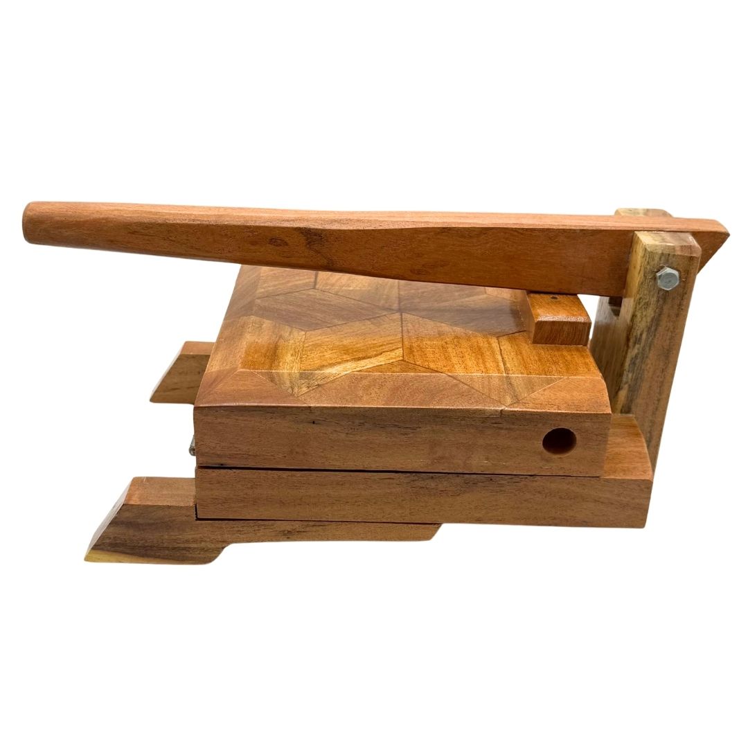 Tortilla Press - Tortilladora de Madera Barnizada / Mezquite - 7 3/16" x 8 1/4" - MexGrocer.com