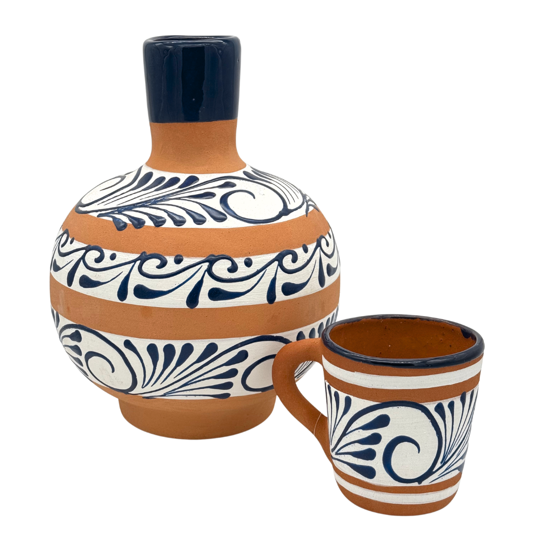 Jarra de agua de barro con taza - Diseño Canela, sin plomo - 4 cuartos - 1 juego