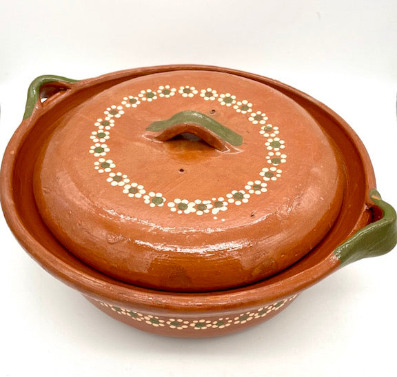 Cazuela de Barro con Tapa - Clay Cazuela with Lid 11" - 1 unit