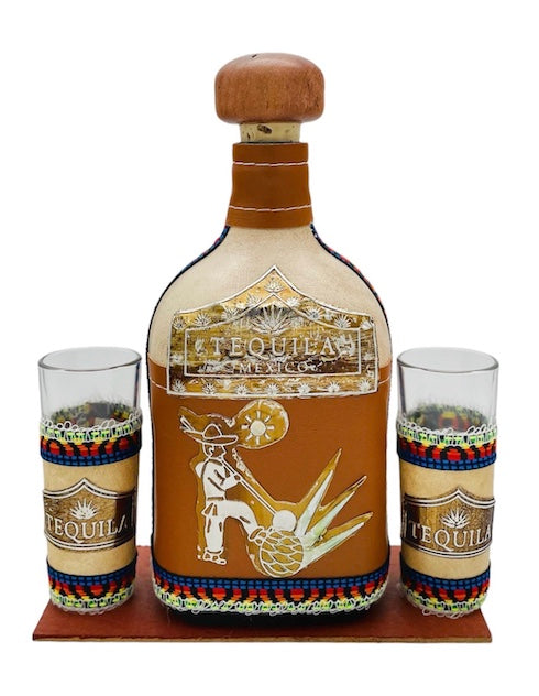 La Mexicana Leather Pachita with 2 Tequila Shot Glasses  - 1 Set