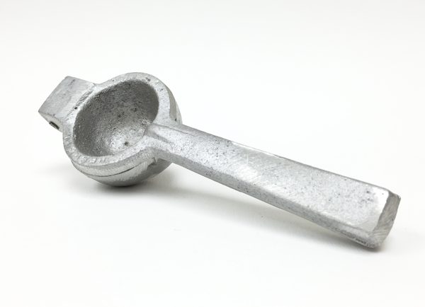 Lemon  Squeezer - Exprimidor de Lima - Aluminum  Small Lemon Squeezer - 1.5" - 1 unit