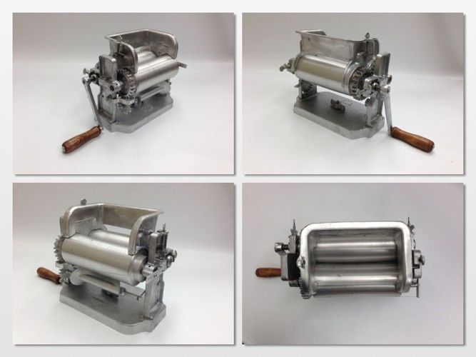 Gonzalez Roller Tortilla Maker - 1 Unit